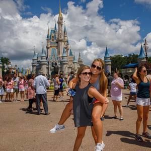 Meet your Posher, Caroline